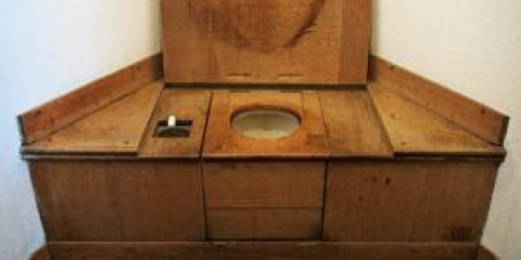 Jak si vyrobit toaletu v soukromém domě v letní chatě vlastníma rukama